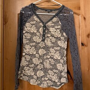 Miss me lace top